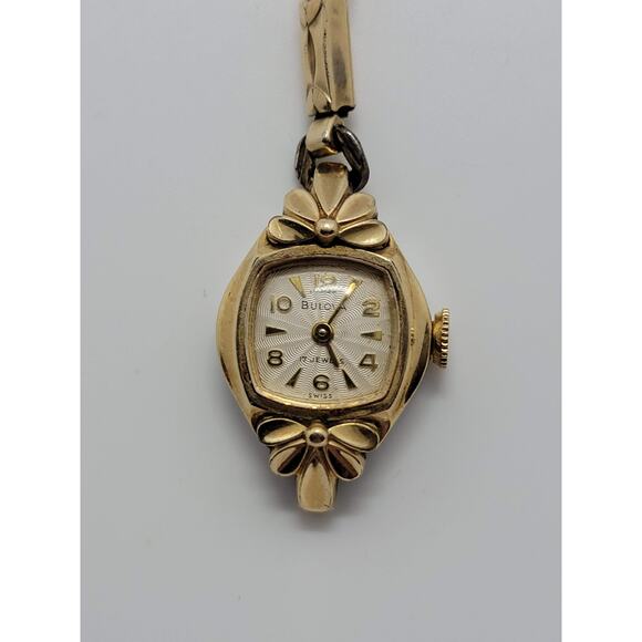 Bulova Women's Vintage 17 jewels Gold Tone 10k RGP Watch u767815 (M)
